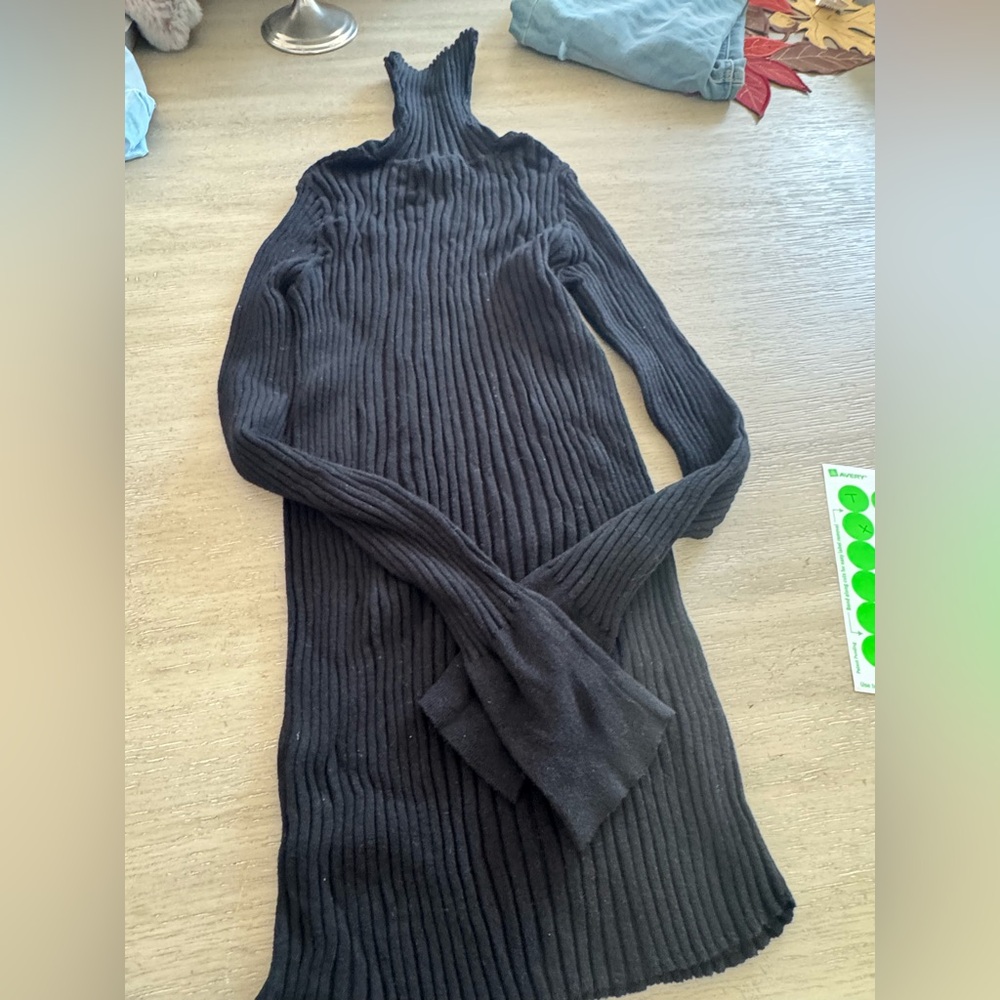 Ost Black Ribbed Knit Dress‎